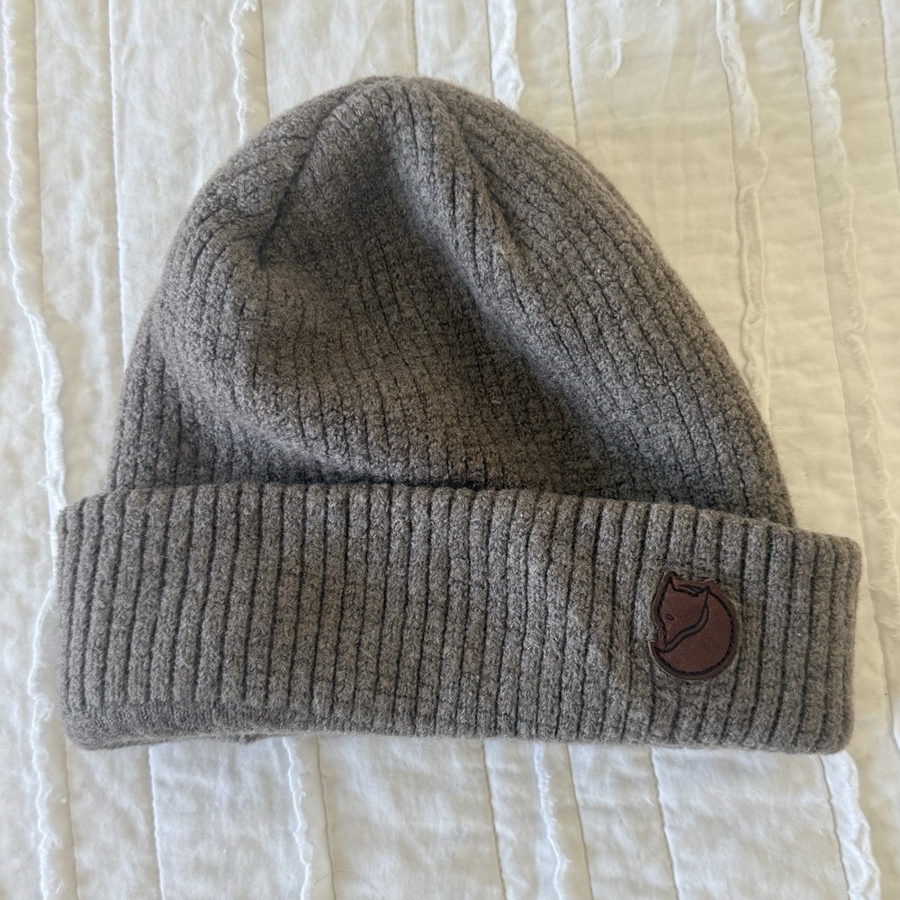 Fjallraven Unisex Knit Wool Byron Hat Outdoor Hiking Small Brown Bloke One Size